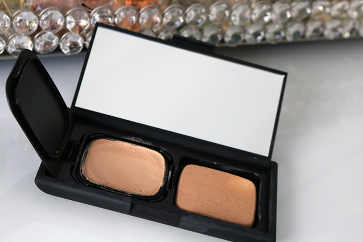 base-radiant-creamy-nars-claudinha-stoco-5