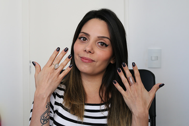 esmalte-smokin-hot-essie-claudinha-stoco-5