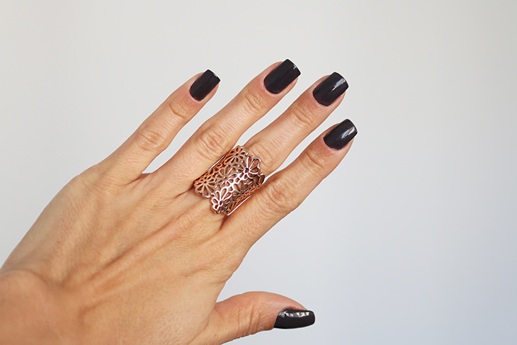 esmalte-smokin-hot-essie-claudinha-stoco-6