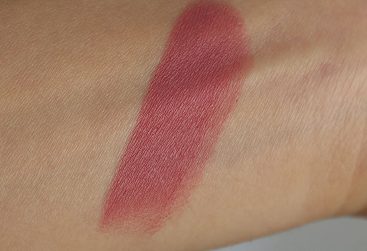 batom-passando-blush-claudinha-stoco-2